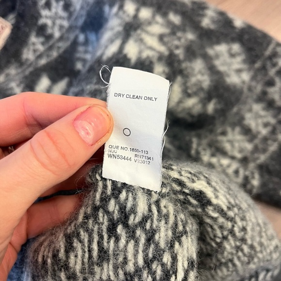 Vintage Woolrich Fair Isle Sweater, Size M - Picture 6 of 10